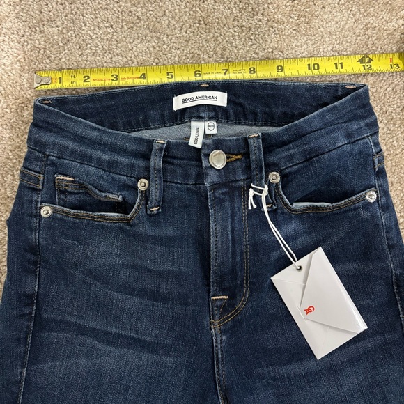 🆕 GOOD AMERICAN Good Legs Skinny Jeans - Picture 11 of 16
